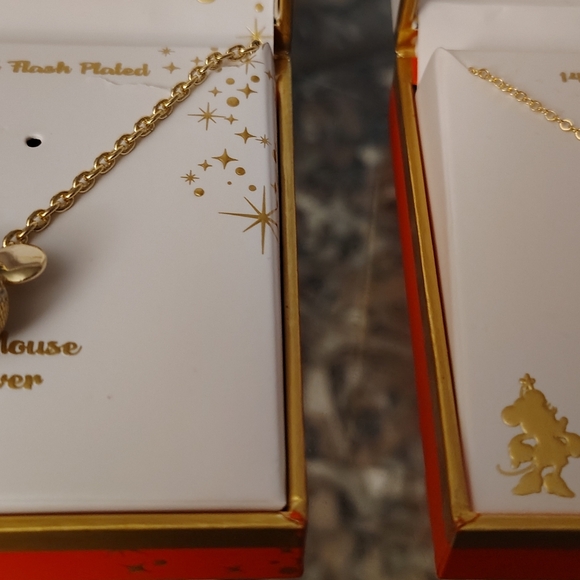 Disney - Picture 4 of 6